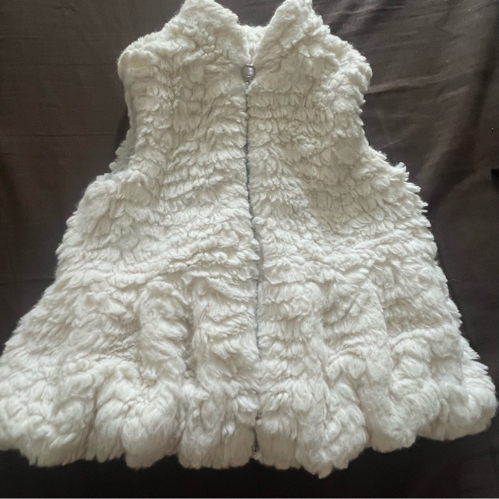 Splendid White Textured Faux Fur Vest